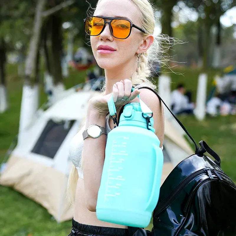 2L Silicone Foldable Water Bottle With Handle BPA Free Portable - ToylandEU