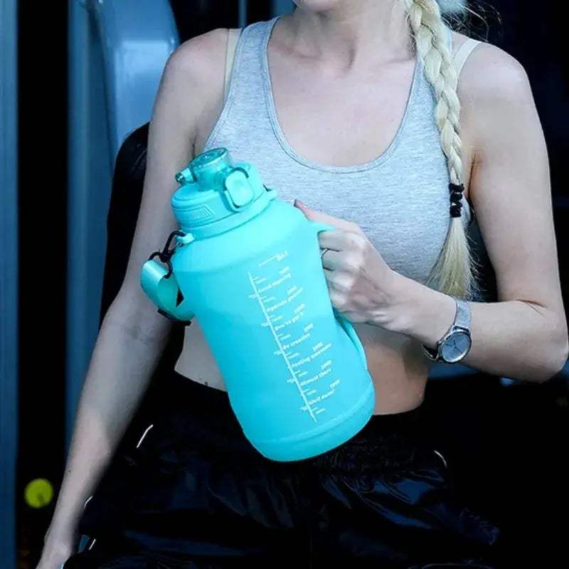 2L Silicone Foldable Water Bottle With Handle BPA Free Portable - ToylandEU