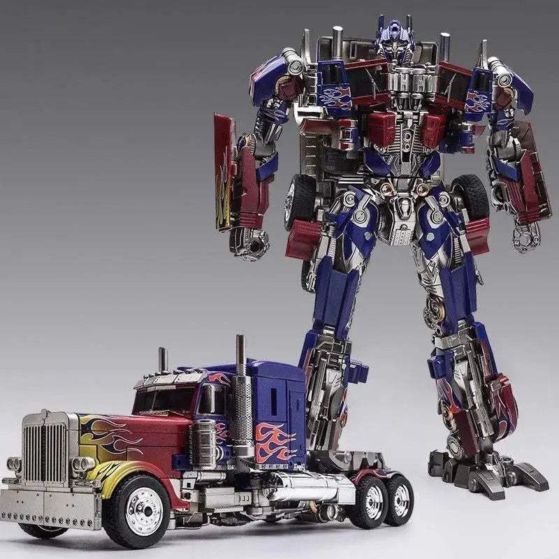 30cm Transforming Robot Toy Autobot Figure Realistic Transformation - ToylandEU