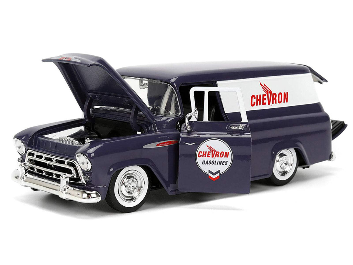 Diecast Car Model | 1/24 Scale | Opening Hood | 1957 Suburban