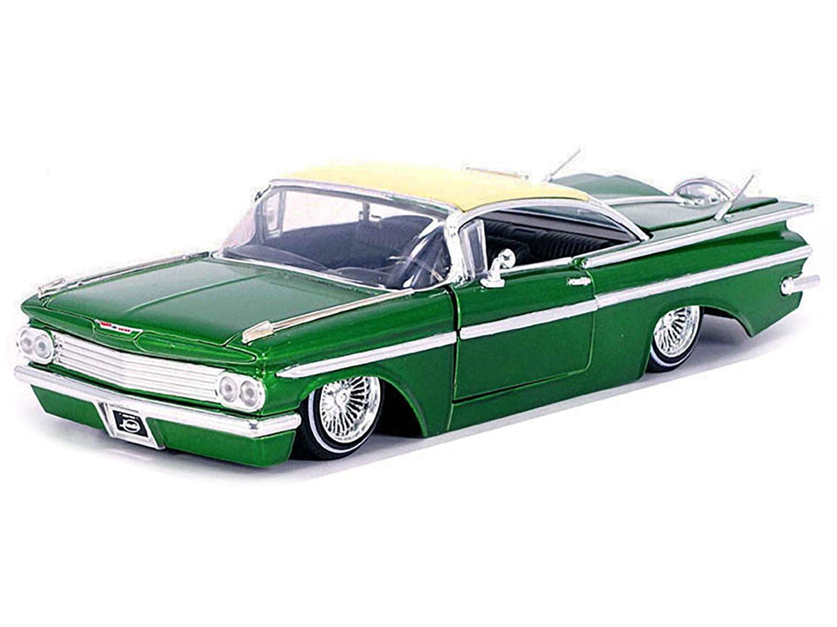 1959 Chevy Impala Lowrider | Green Metallic | 1/24 Diecast | Opening Parts