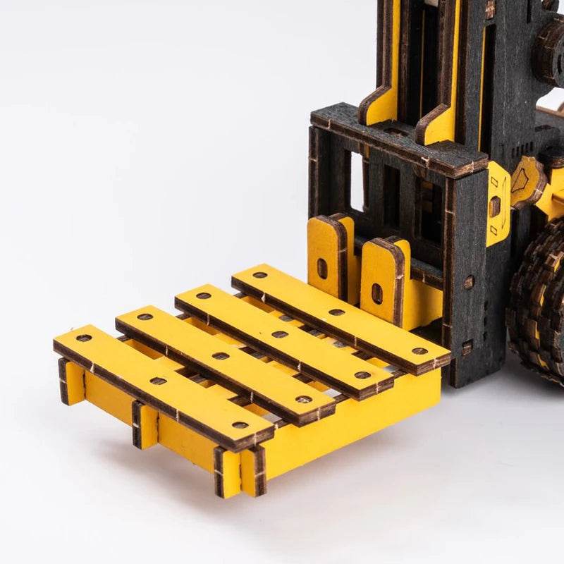 3D Wooden Forklift Puzzle Kit - DIY Engineering Toy for Kids - ToylandEU
