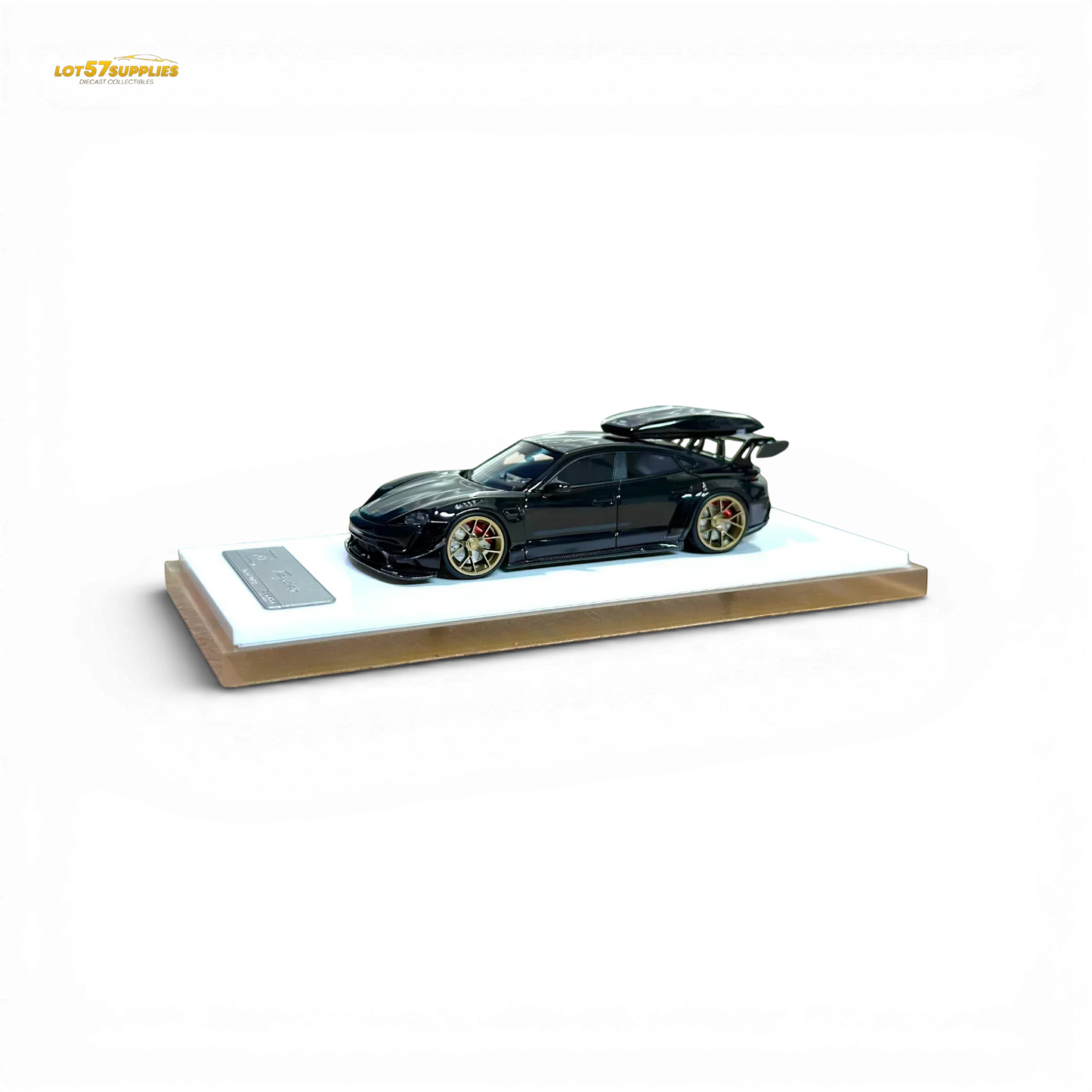 404ERROR Porsche Taycan Black with Roof Box 1:64 - ToylandEU