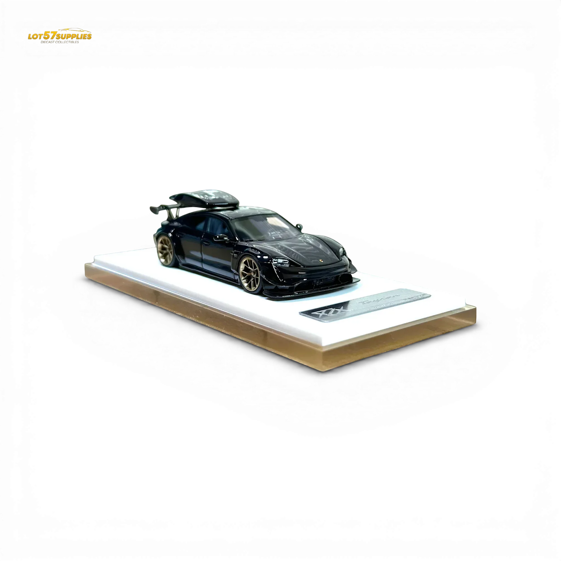 404ERROR Porsche Taycan Black with Roof Box 1:64 - ToylandEU