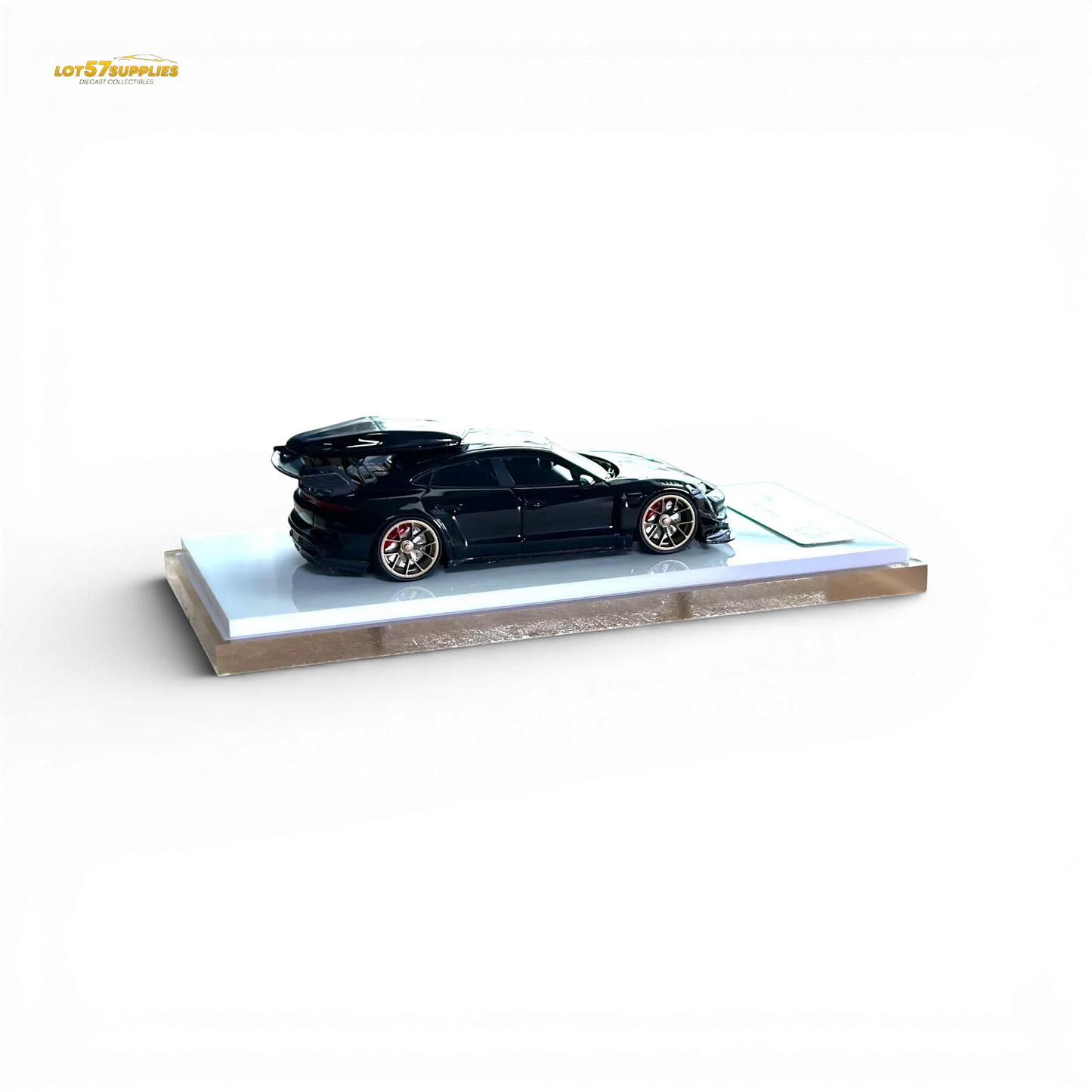 404ERROR Porsche Taycan Black with Roof Box 1:64 - ToylandEU