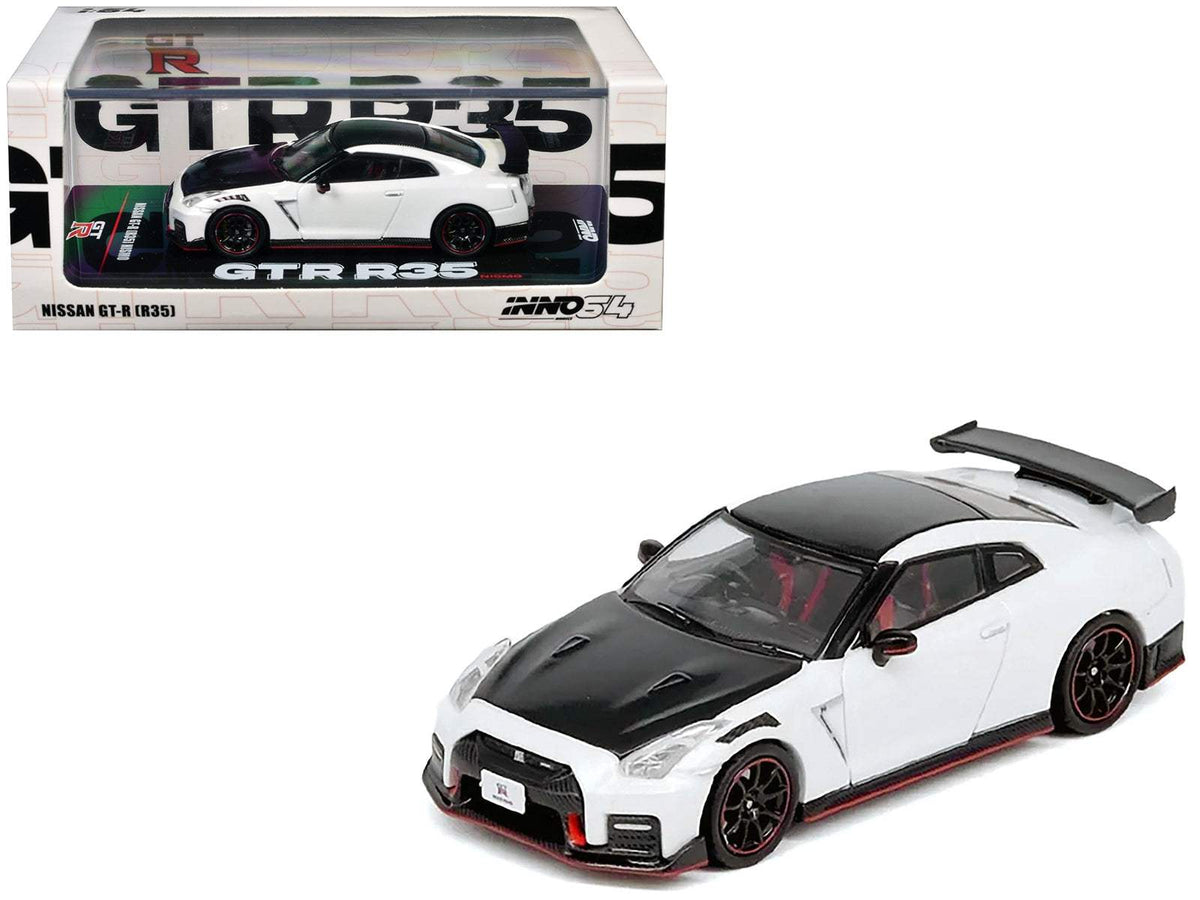 Nissan GT-R (R35) Nismo RHD (Right Hand Drive) White with Carbon Hood and Top | 1/64 Diecast Model Car | Inno Models | Collector Quality