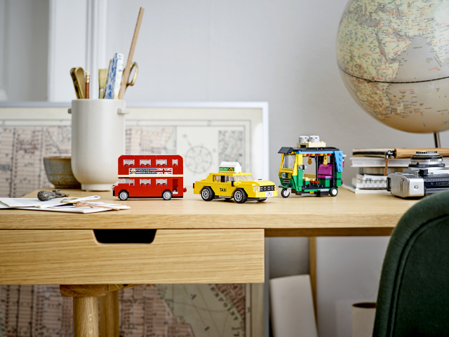 LEGO® Creator Yellow Taxi | 124 Piece Building Set | Ages 7 And Up