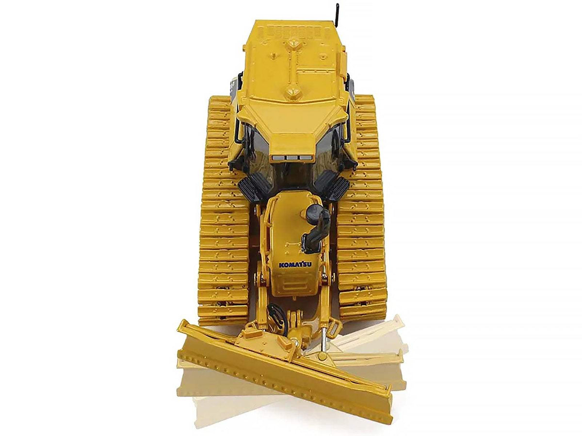 Komatsu D51PXi-24 Dozer with Hitch | 1/50 Diecast Construction Model | First Gear | Collector Quality