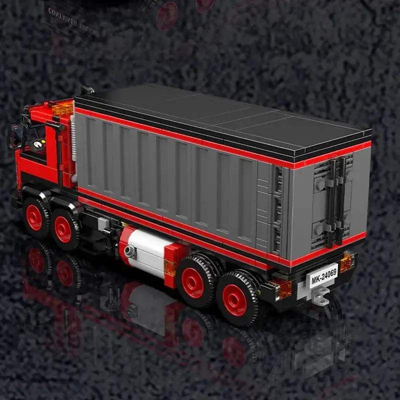 630-Piece Container Truck Building Blocks For Creative City Play - ToylandEU
