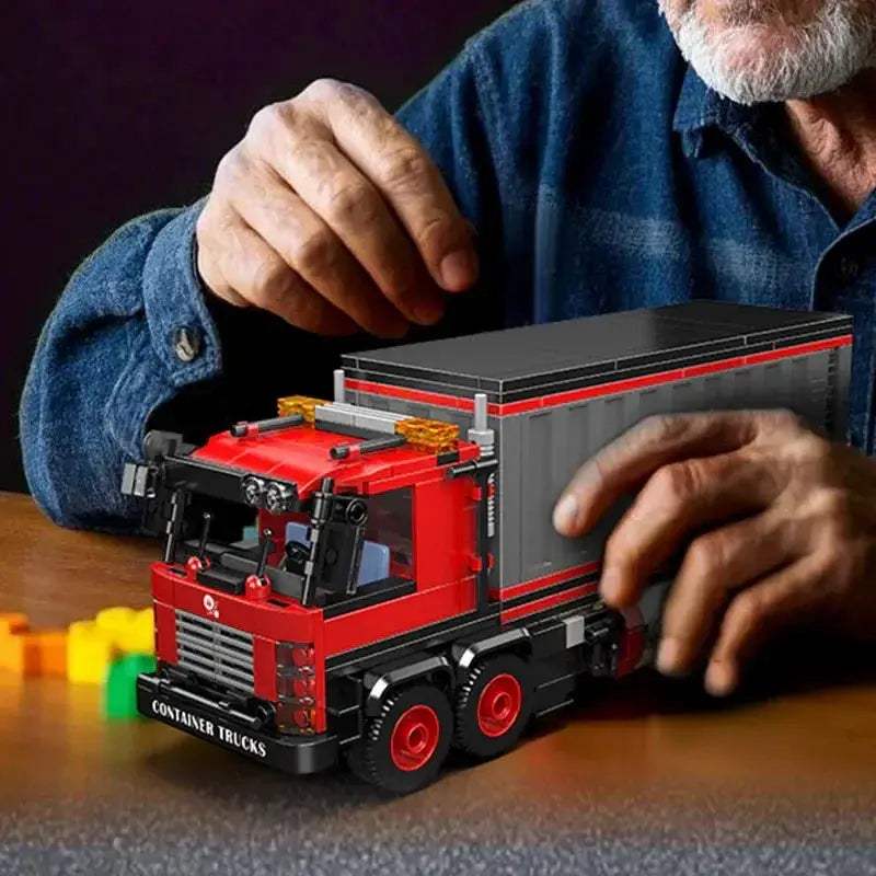 630-Piece Container Truck Building Blocks For Creative City Play - ToylandEU