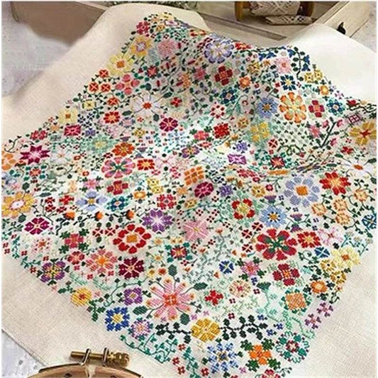 6702 Christmas-Themed DIY Cross Stitch Kit - Complete Embroidery Set with Floral and Cartoon Patterns - ToylandEU