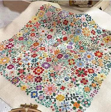 6702 Christmas-Themed DIY Cross Stitch Kit - Complete Embroidery Set with Floral and Cartoon Patterns - ToylandEU