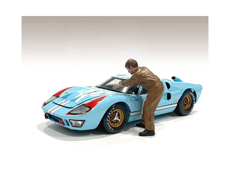 Race Day 1-inch Figurine V | 1/18 Diecast Model Car | American Diorama | Collector Quality