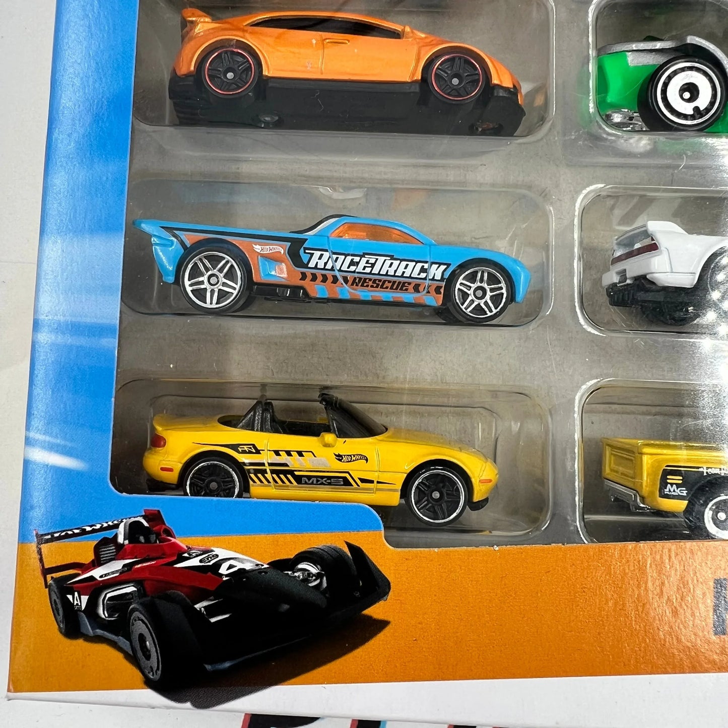 Hot Wheels 8 Pack Assorted Skyline, Miata, Acura, Honda Civic, Pickup Diecast scale 1:64 - ToylandEU
