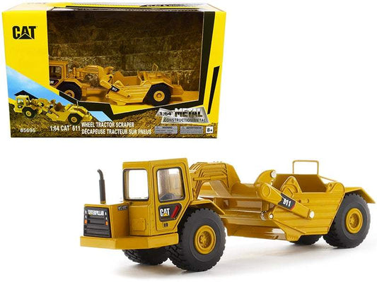 CAT Caterpillar 611 Wheel Tractor Scraper | 1/64 Diecast Model Tractor | Diecast Masters | Play & Collect! Series
