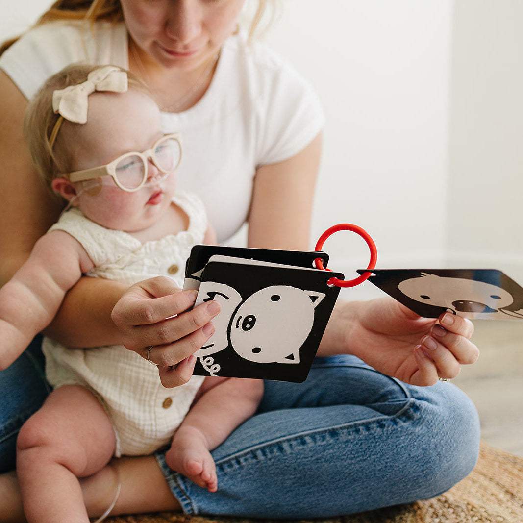 High Contrast Flashcards | Black White Red Patterns | 6 Pack | For Newborns