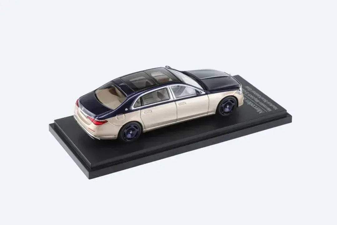 AR BOX 2021 Mercedes-Benz Maybach W223 Blue-Gold 2-Tone Licensed Product 1:64 - ToylandEU