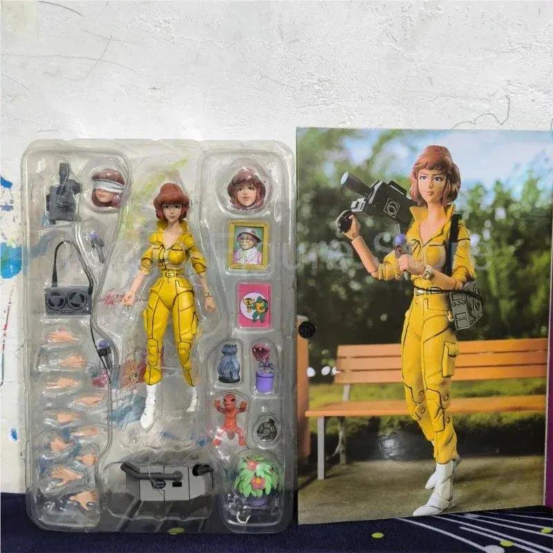  April O'Neil Action Figure NECA Collectible Toy 18cm -  ToylandEU™