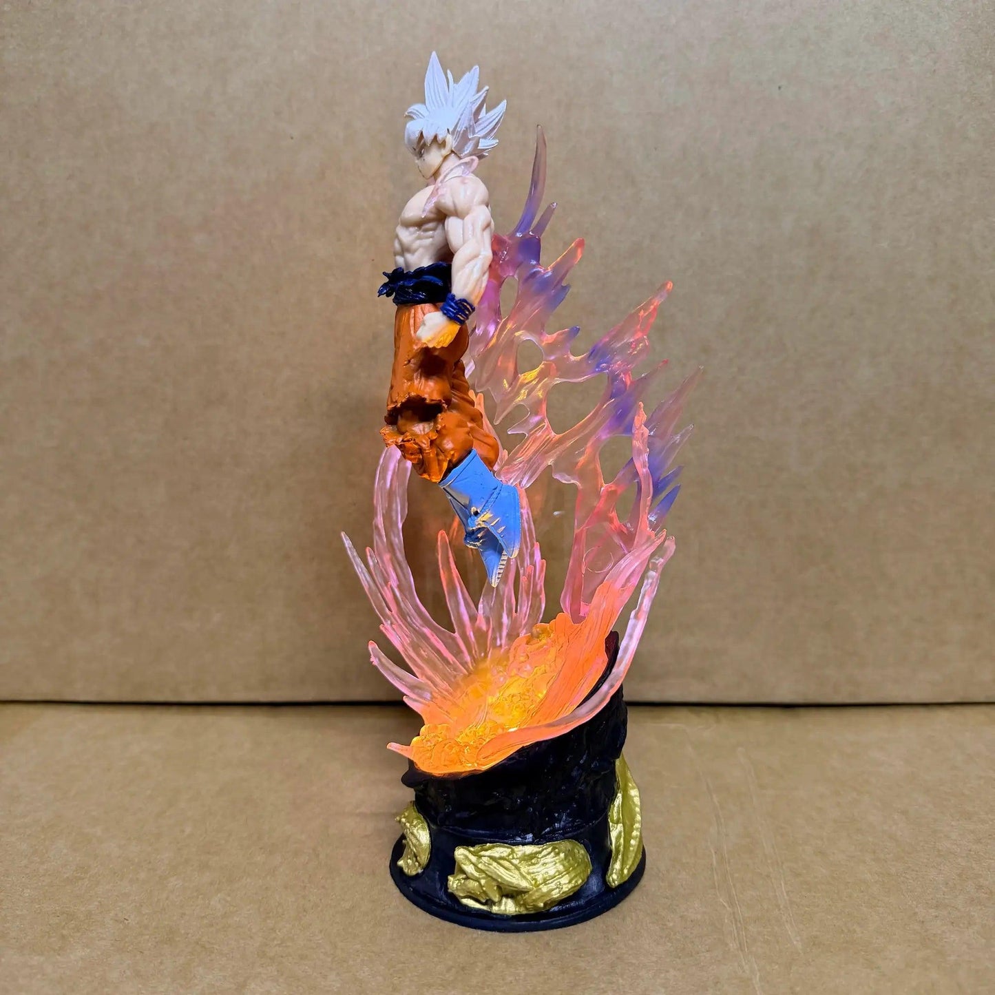  Dragon Ball Goku Ultra Instinct Action Figure 24cm Light -  ToylandEU™