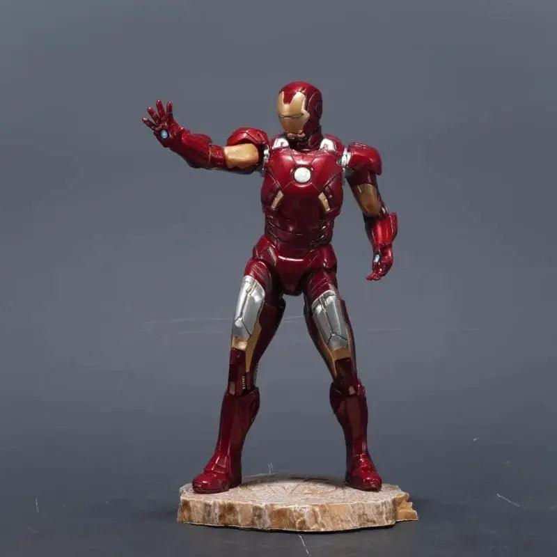  Marvel Action Figures Iron Man Black Panther Desktop Statue -  ToylandEU™