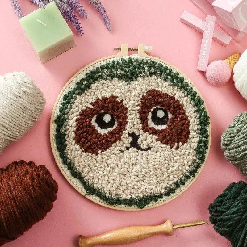  Adorable Cartoon Animal Punch Needle Embroidery Kit for Beginners - Cozy Yarn Craft Set for Home Decoration -  ToylandEU™