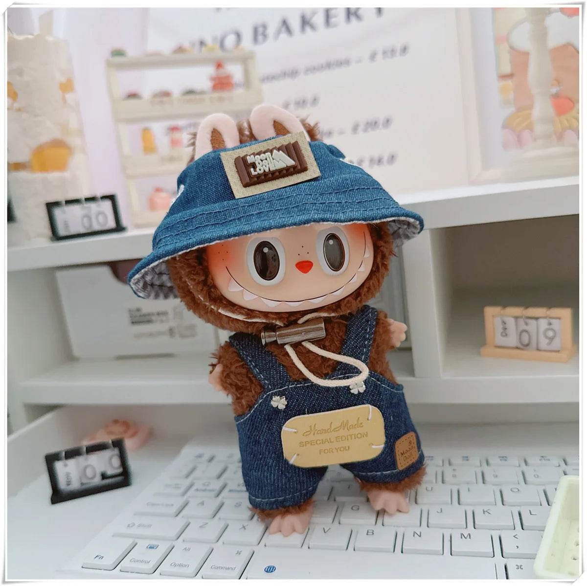 Adorable Mini Doll Clothing Set with Cute Hats and Shoes for 17cm Labubu Dolls - ToylandEU