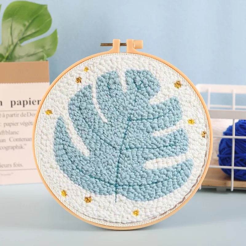 Adorable Punch Needle Embroidery Kit for Beginners - Soft Yarn Home Decor Craft Set - ToylandEU