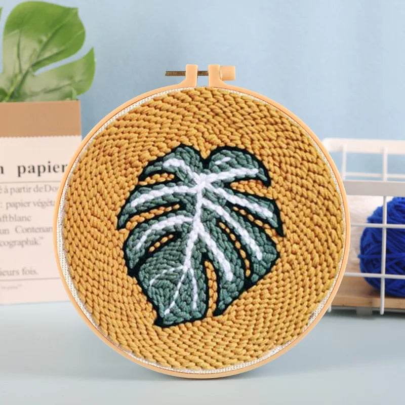 Adorable Punch Needle Embroidery Kit for Beginners - Soft Yarn Home Decor Craft Set - ToylandEU