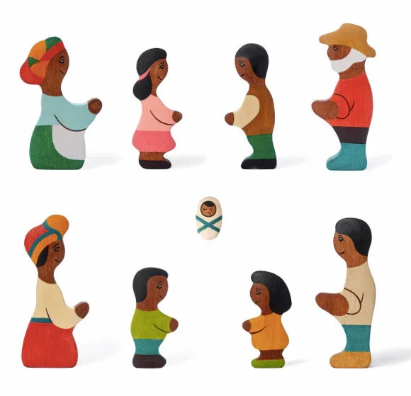 African American Waldorf Family Dolls Handcrafted Set of Nine - ToylandEU