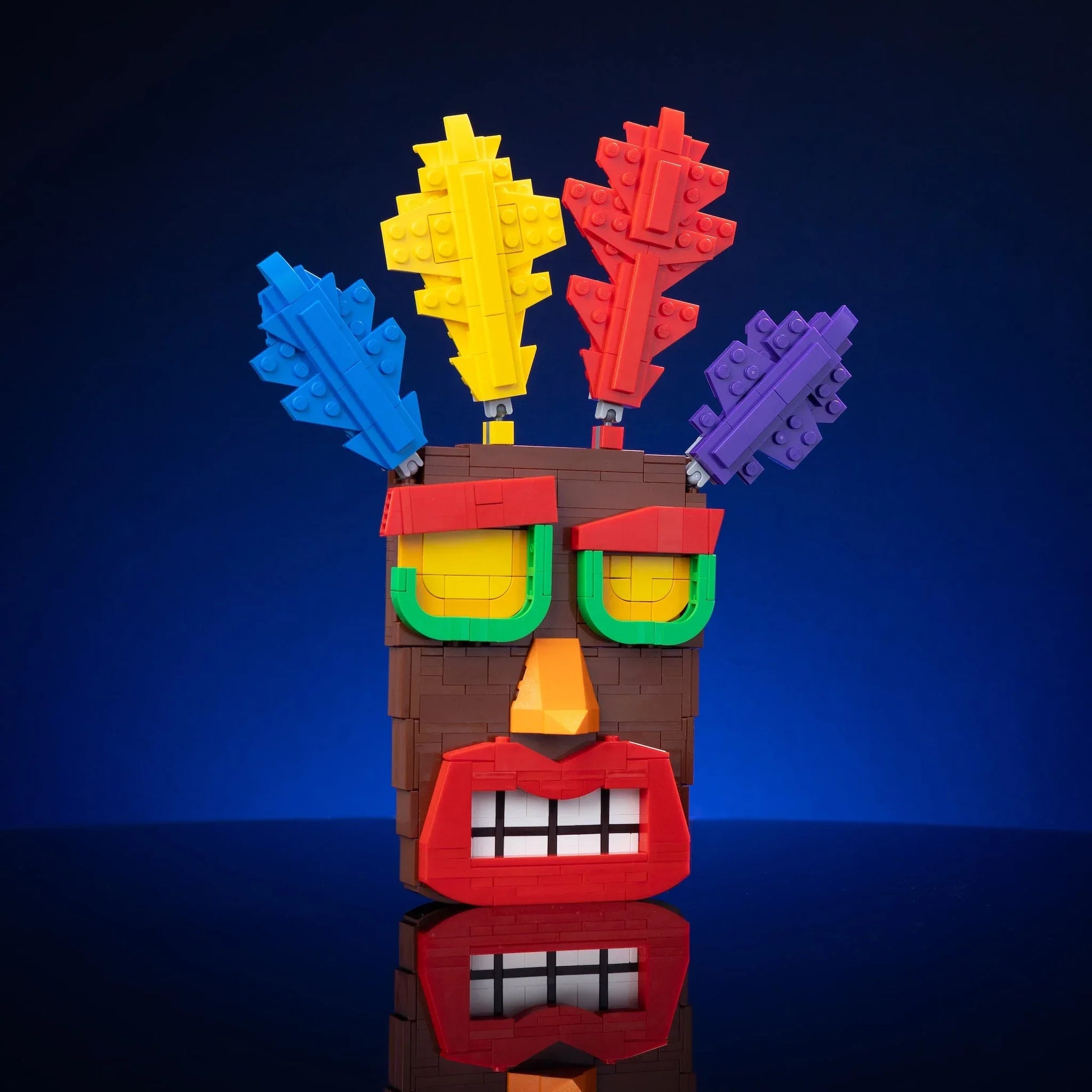 Life Sized Aku Aku Mask With LEGO Bricks Display Stand - ToylandEU