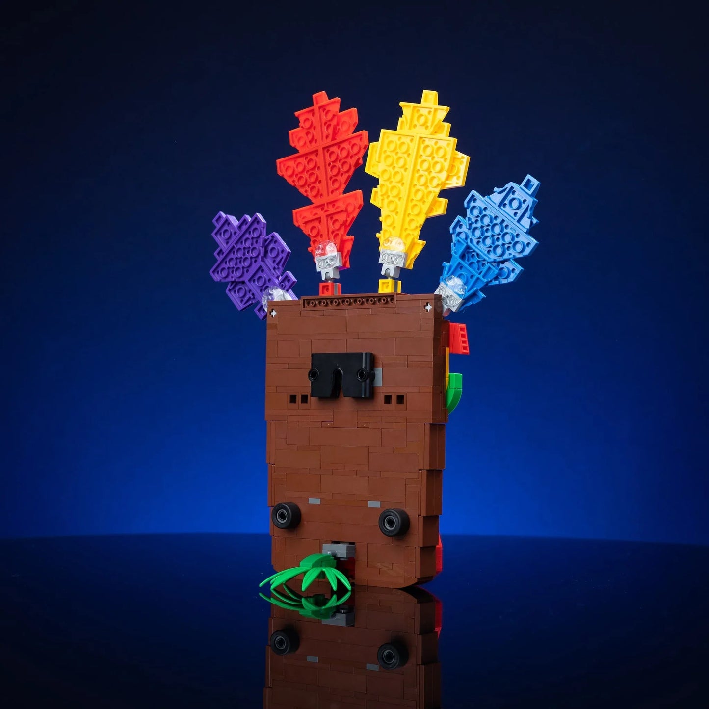 Life Sized Aku Aku Mask With LEGO Bricks Display Stand - ToylandEU