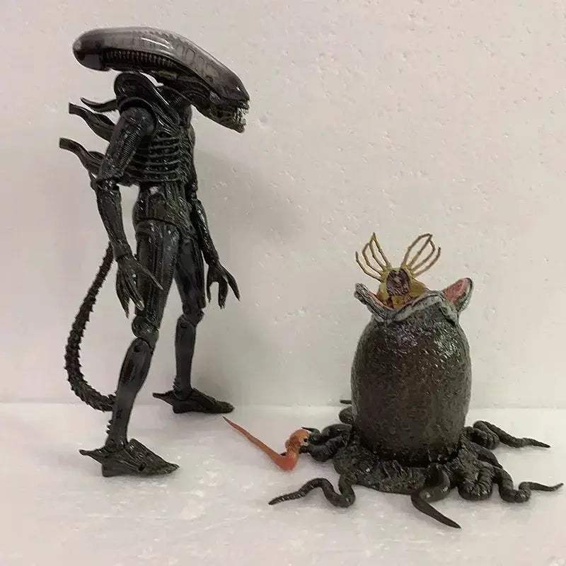 Alien Big Chap Figure With Egg Facehugger 40th Anniversary - ToylandEU