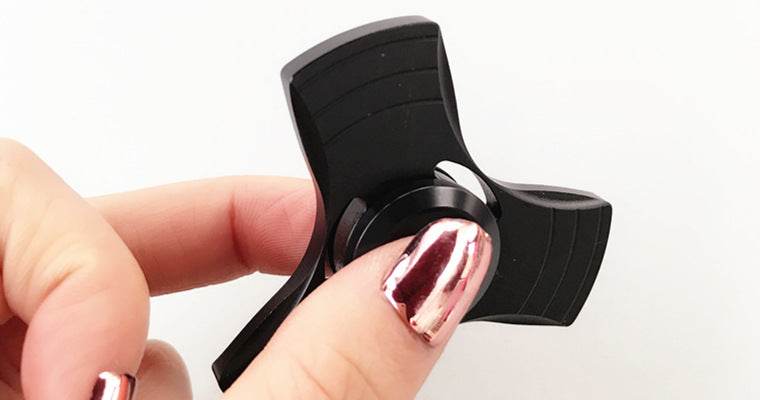 Aluminum Alloy Hand Spinner Trefoil Finger Spinner Toys - ToylandEU
