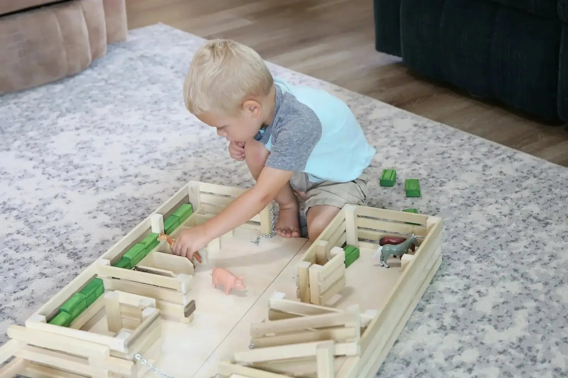 Amish-Made Wooden Folding Stock Yard Farm Toy, Unfinished - ToylandEU
