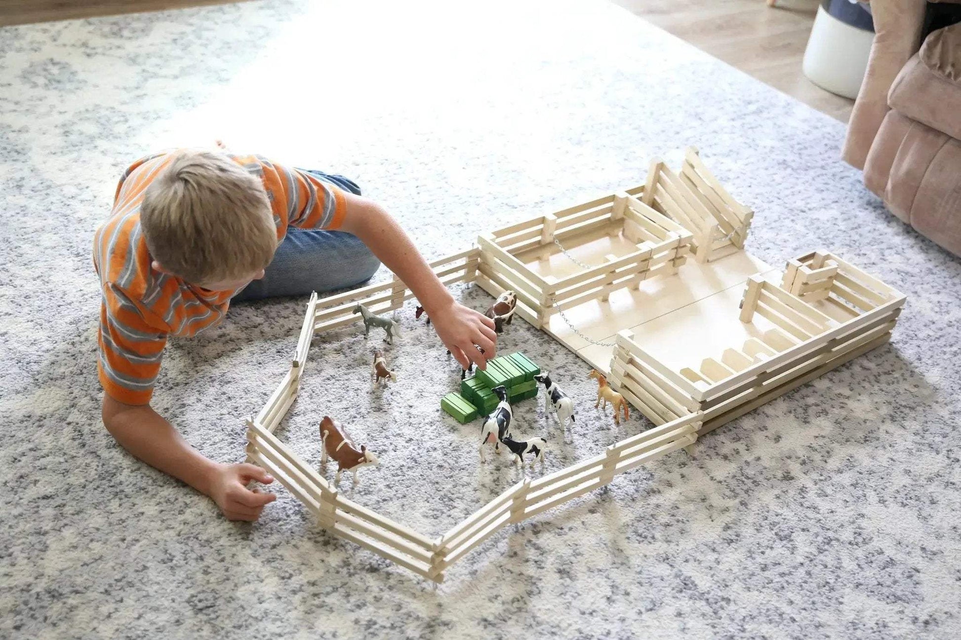 Amish-Made Wooden Folding Stock Yard Farm Toy, Unfinished - ToylandEU
