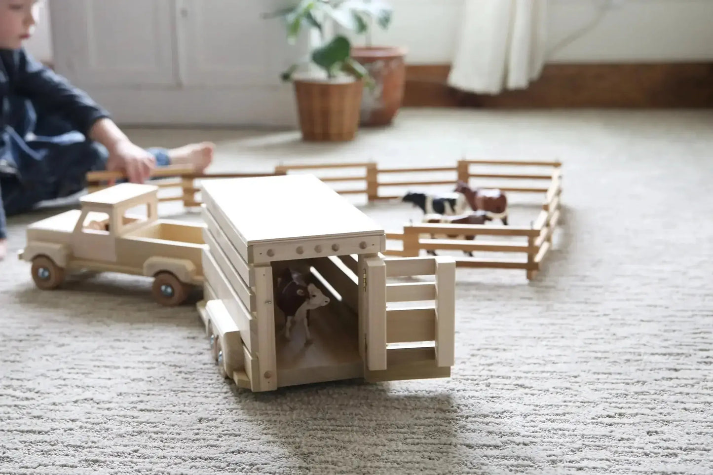 Amish-Made Wooden Pickup & Horse Trailer Toy Set, Unfinished - ToylandEU