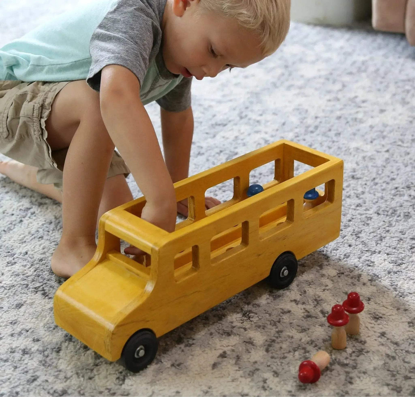 Amish-Made Wooden School Bus Toy, Child Safe Finish - ToylandEU