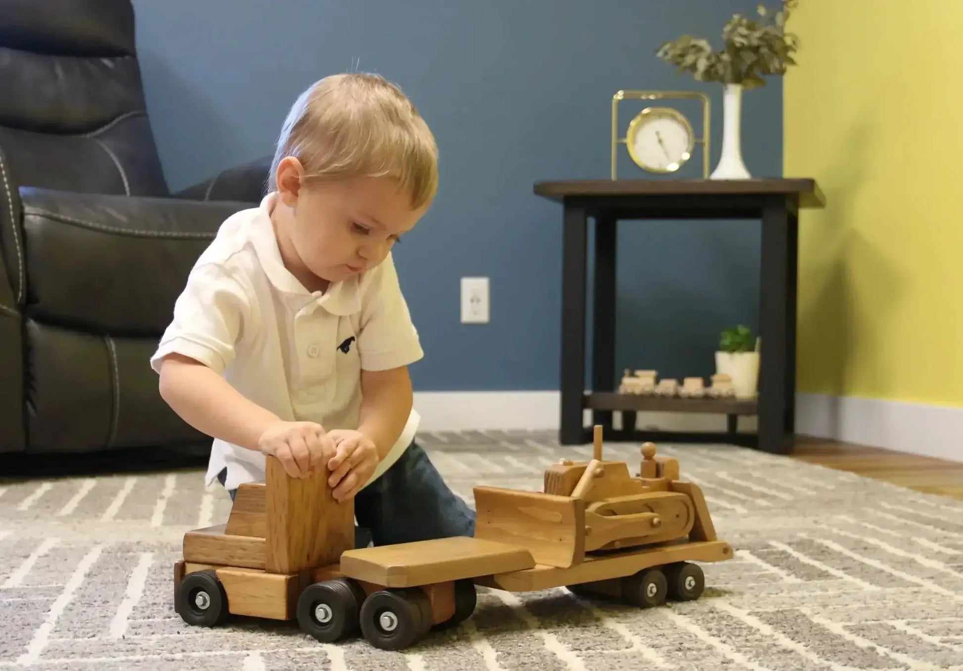 Amish-Made Wooden Toy Truck & Low Boy Flatbed Trailer with Bulldozer Set - ToylandEU