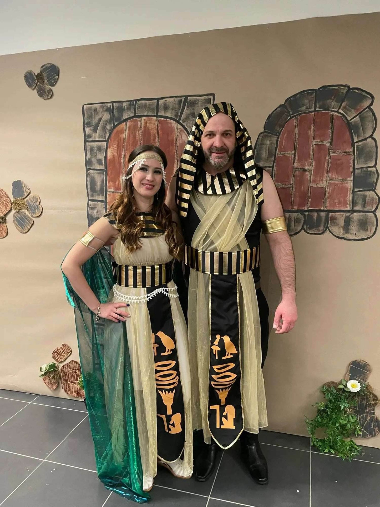 Ерлі-зайыптыларға арналған қыздар Ерлі-зайыптыларға арналған қыздар