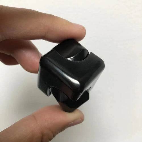 Anti-Anxiety Metal Cube Spinner: Compact Stress-Relief Toy for All Ages - ToylandEU