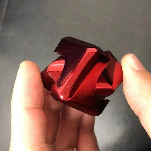 Anti-Anxiety Metal Cube Spinner: Compact Stress-Relief Toy for All Ages - ToylandEU