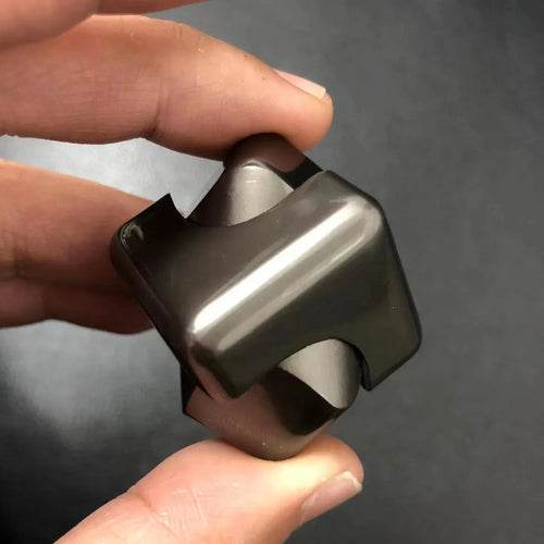 Anti-Anxiety Metal Cube Spinner: Compact Stress-Relief Toy for All Ages - ToylandEU