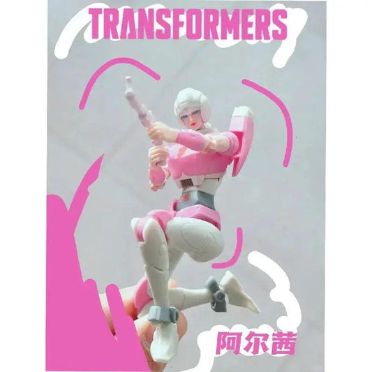 Arcee Transformers Figure Ultra Poseable 15cm -  ToylandEU™