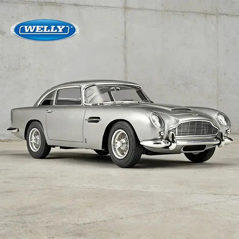 Aston Martin DB5 Diecast 124 Scale Model Car Collectible - ToylandEU