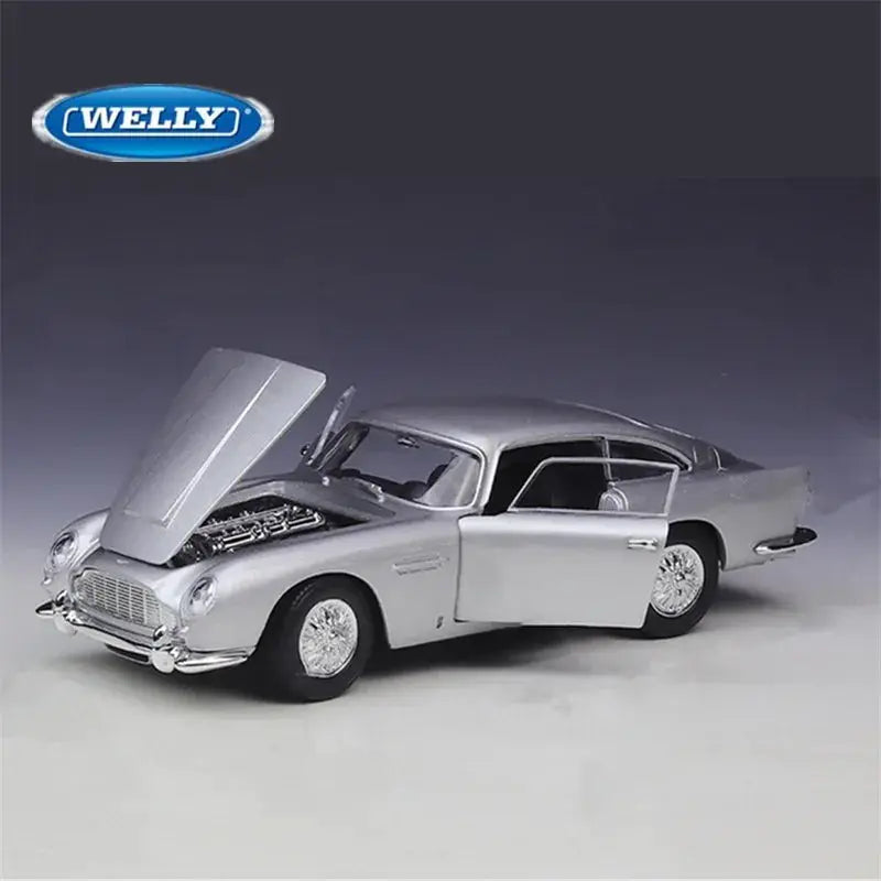 Aston Martin DB5 Diecast 124 Scale Model Car Collectible - ToylandEU