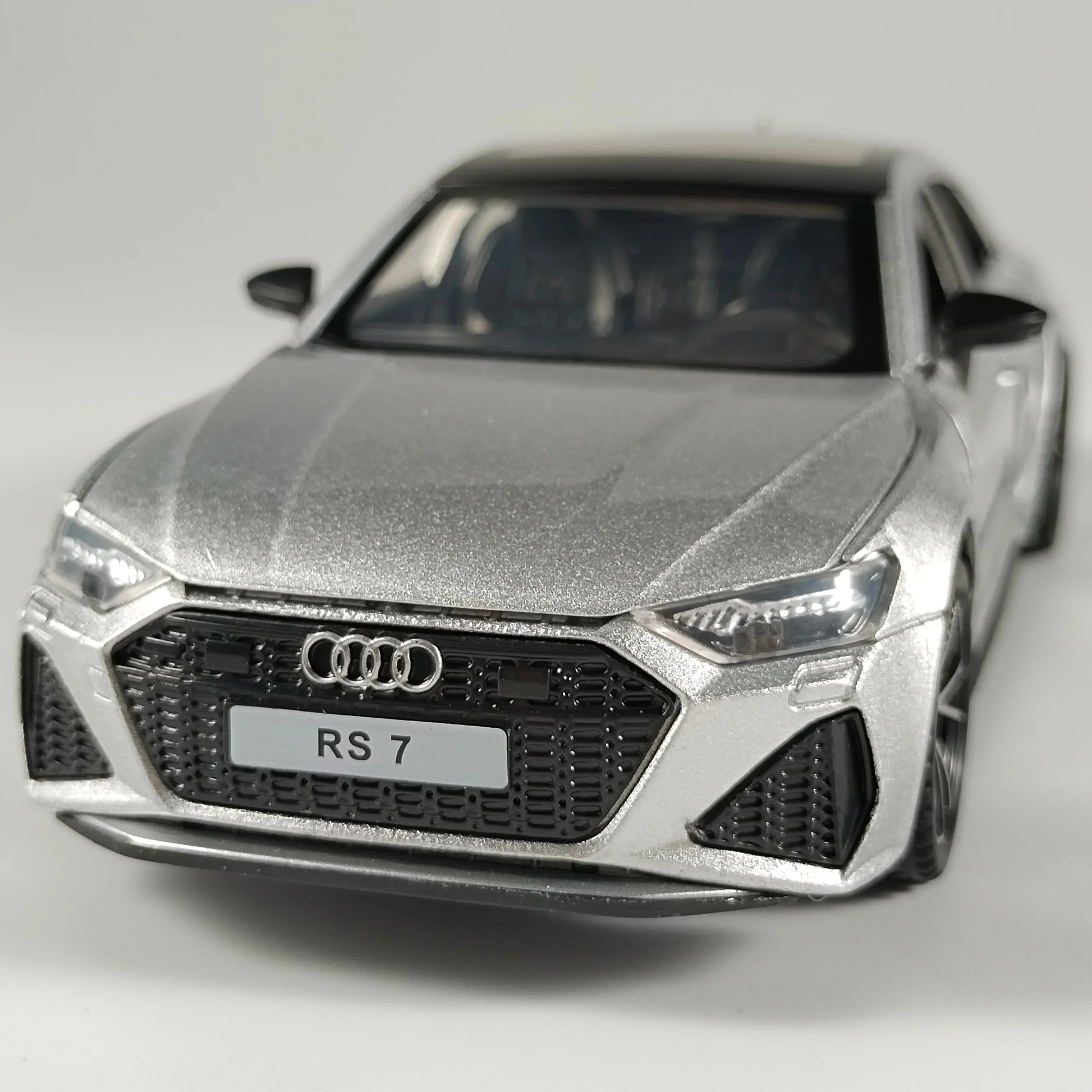 Audi RS7 1:32 Diecast Metal Model With Sound And Light - ToylandEU