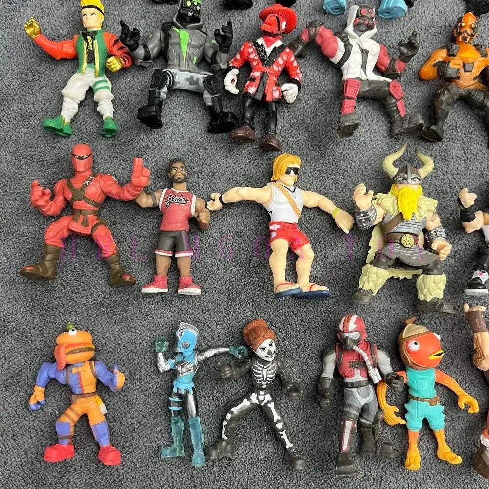  Authentic PVC Figure Fortress 6cm Weapons Toyland EU -  ToylandEU™