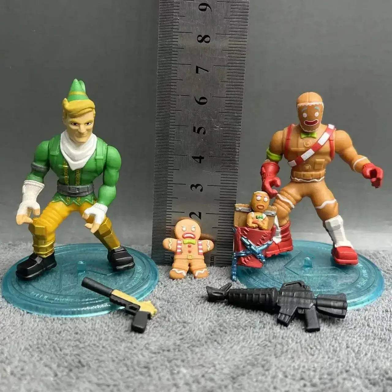  Authentic PVC Figure Fortress 6cm Weapons Toyland EU -  ToylandEU™