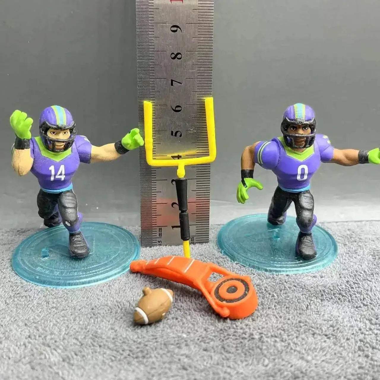  Authentic PVC Figure Fortress 6cm Weapons Toyland EU -  ToylandEU™