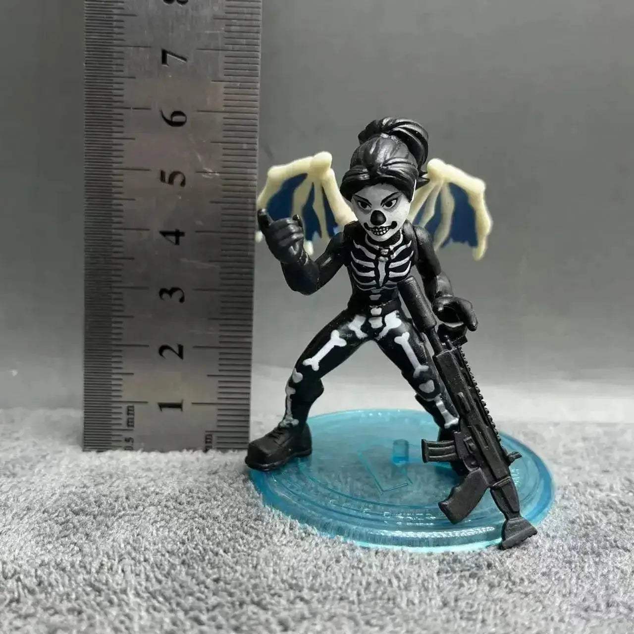  Authentic PVC Figure Fortress 6cm Weapons Toyland EU -  ToylandEU™